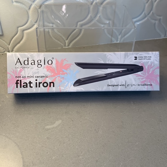 Adagio California Not So Mini Ceramic Flat Iron - 100% Ceramic Hair Straightener - Picture 4 of 6